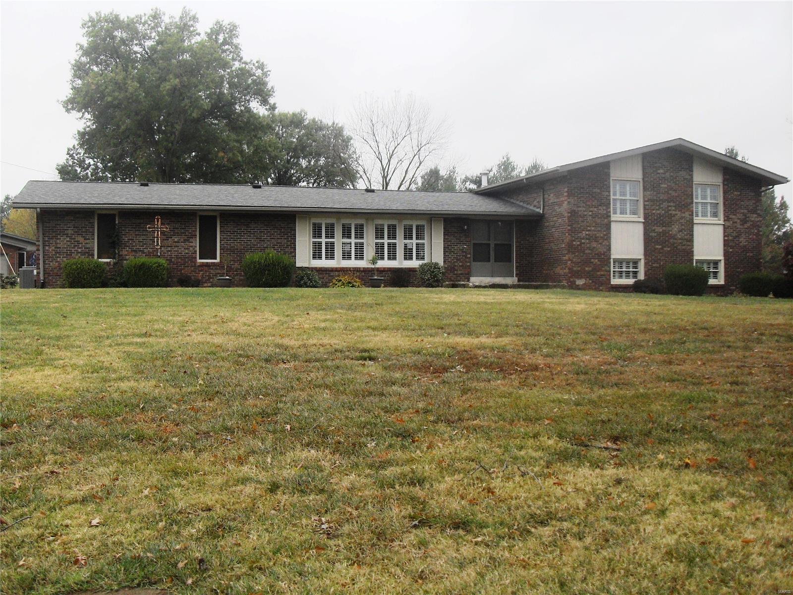 13774 St Rose Road Highland, IL 62249 - Photo 1 of 34