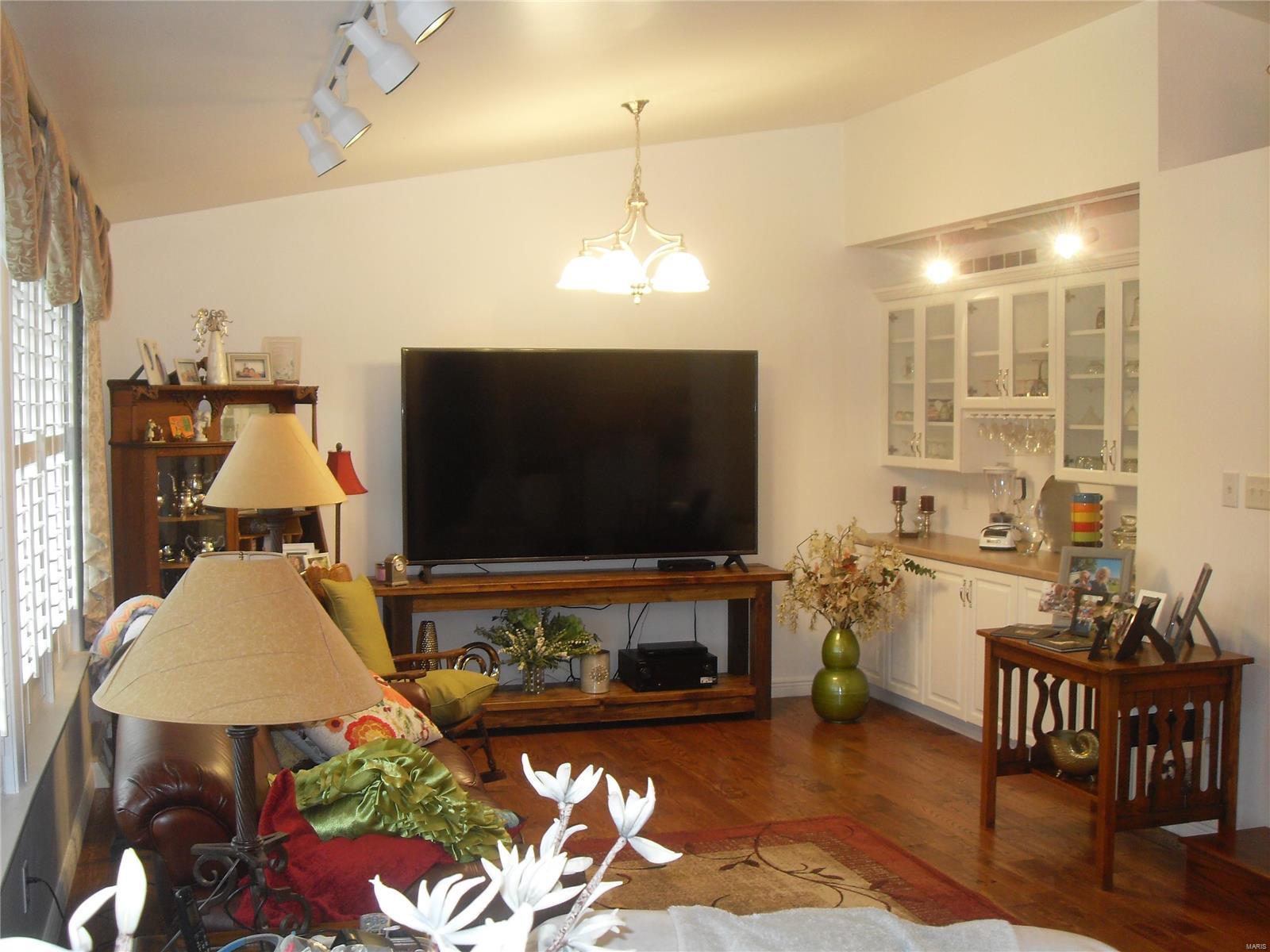 13774 St Rose Road Highland, IL 62249 - Photo 2 of 34