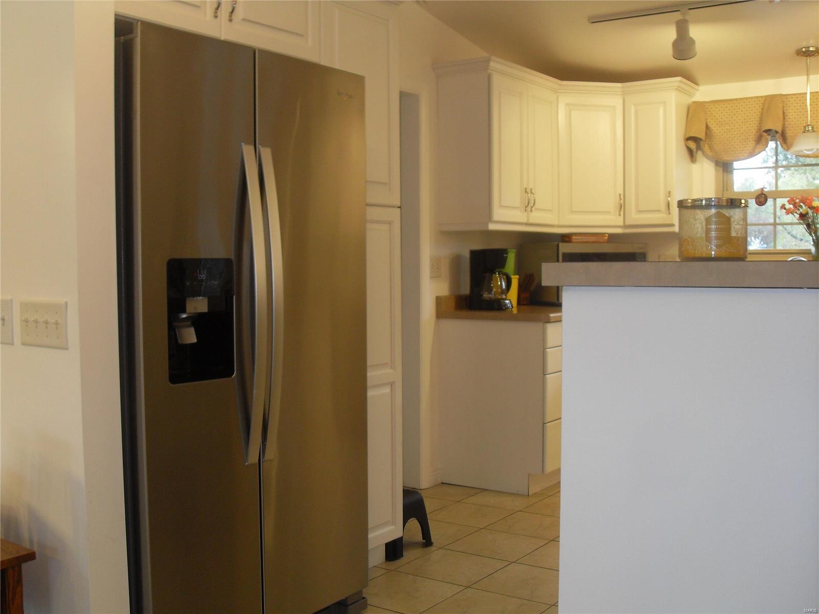 13774 St Rose Road Highland, IL 62249 - Photo 11 of 34
