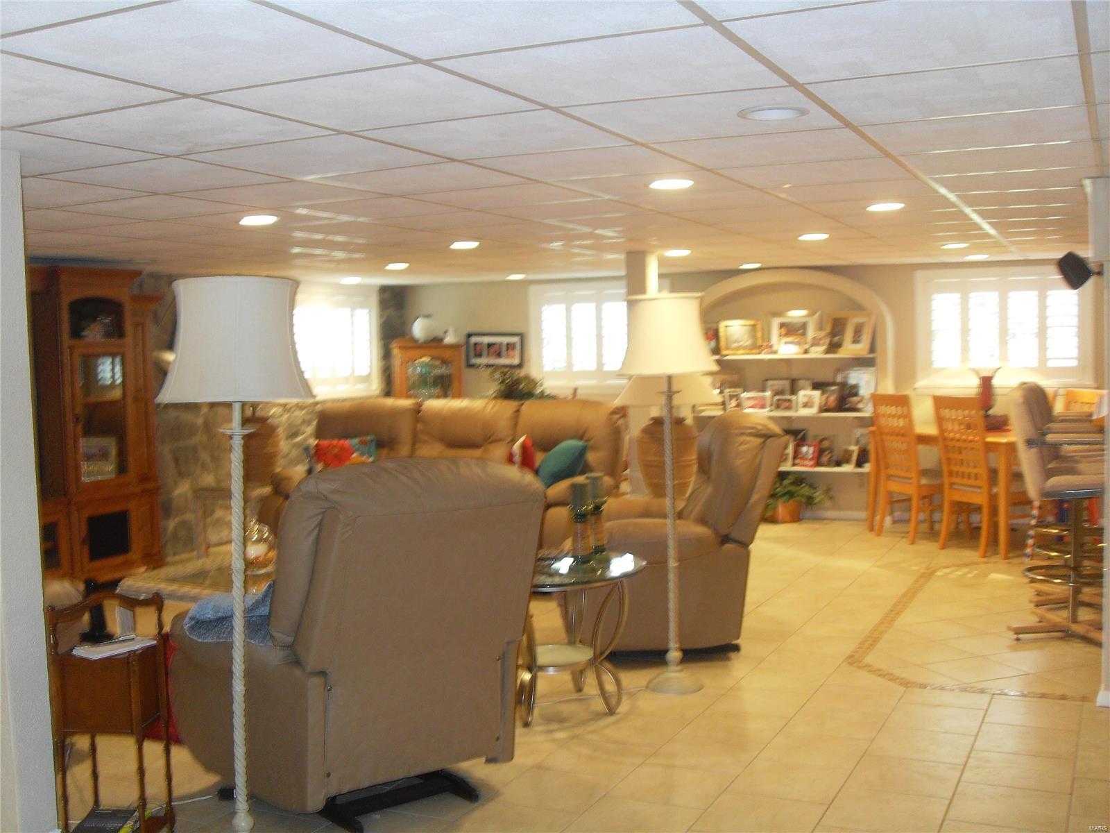 13774 St Rose Road Highland, IL 62249 - Photo 15 of 34