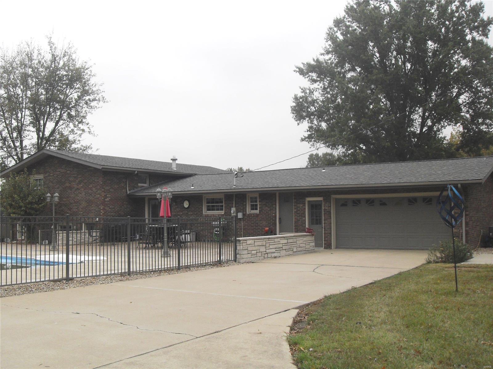 13774 St Rose Road Highland, IL 62249 - Photo 30 of 34