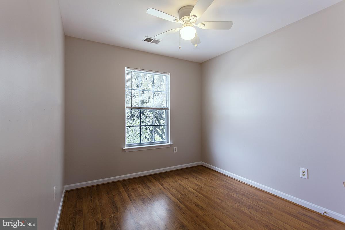 9106 Ridgefield Lane Frederick, MD 21701 - Photo 16 of 30 Bedroom