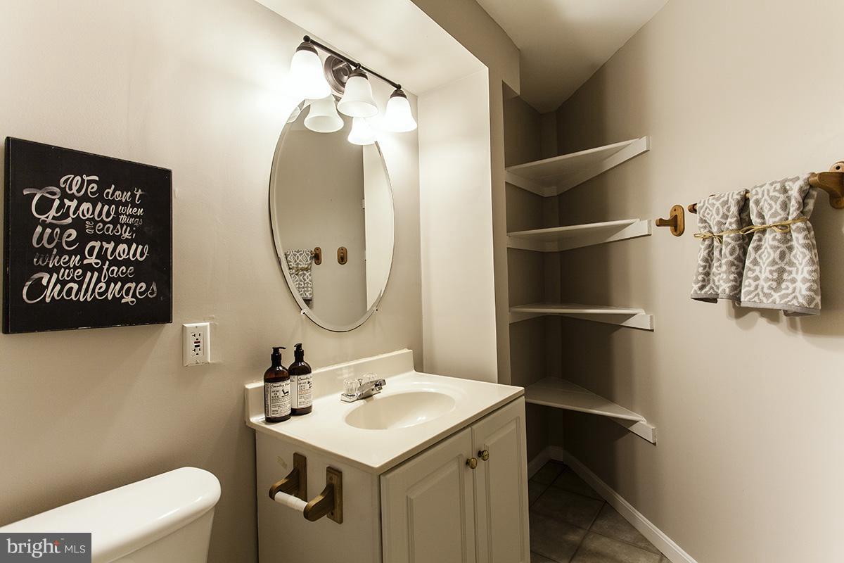 9106 Ridgefield Lane Frederick, MD 21701 - Photo 20 of 30 Basement bath