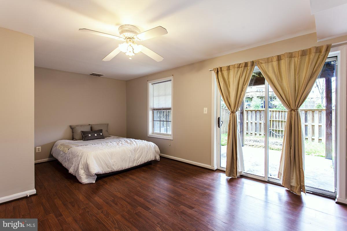 9106 Ridgefield Lane Frederick, MD 21701 - Photo 23 of 30 Basement bedroom