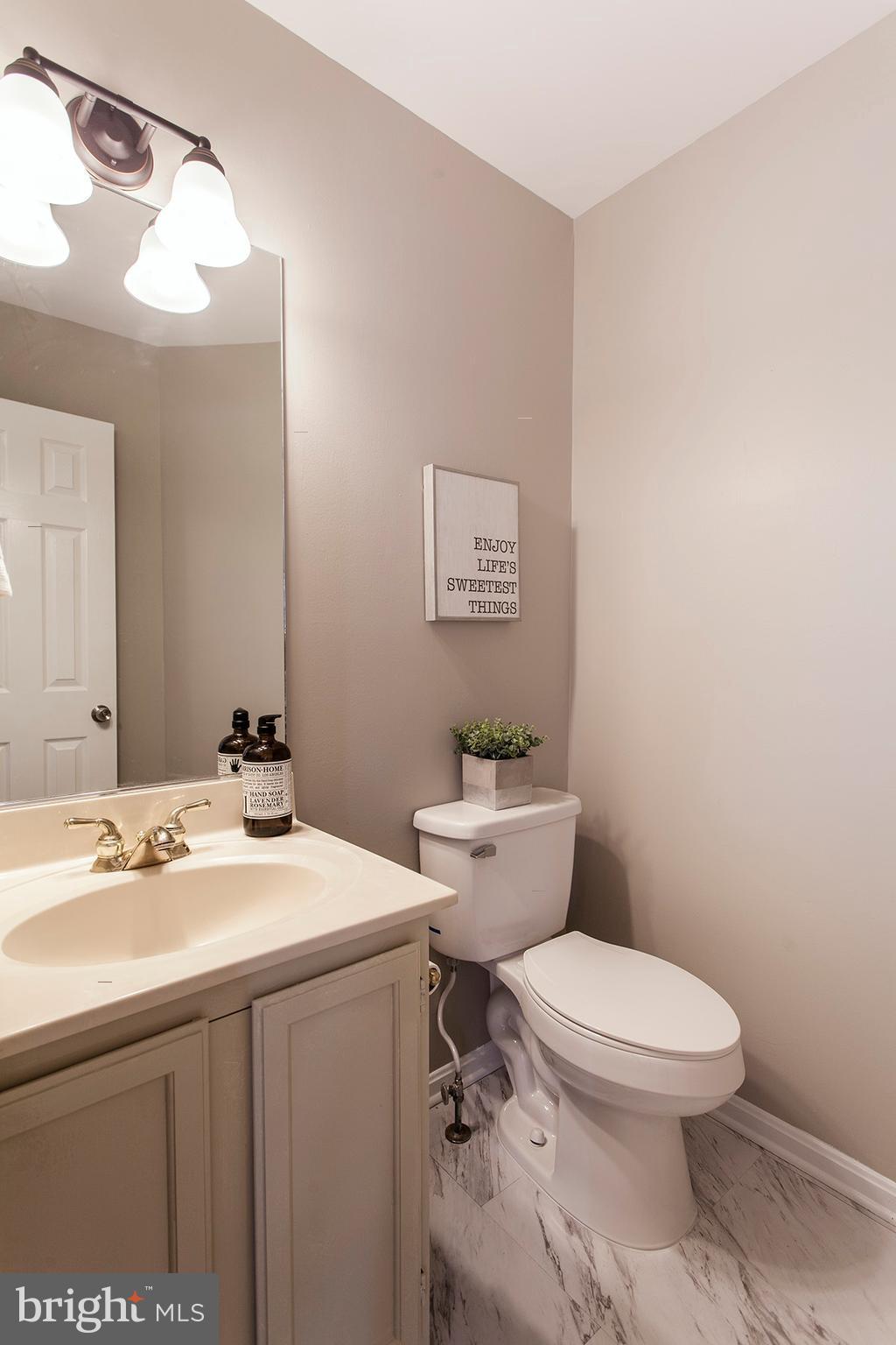 9106 Ridgefield Lane Frederick, MD 21701 - Photo 7 of 30 Bath