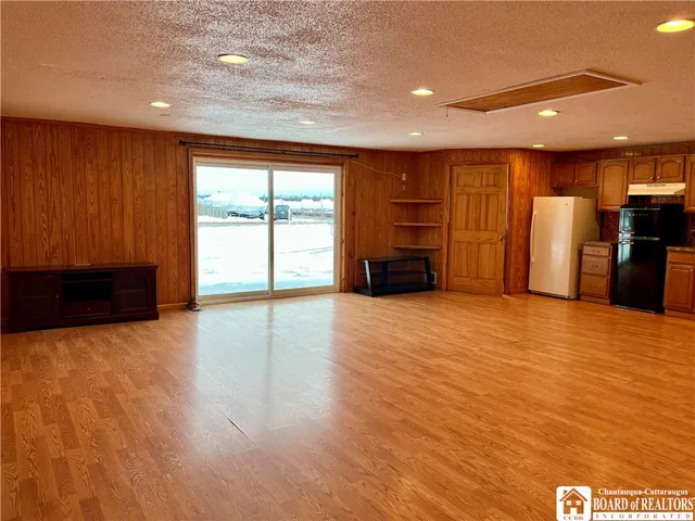 $289,000 | 2323 West Lake Road, Busti, NY 14710