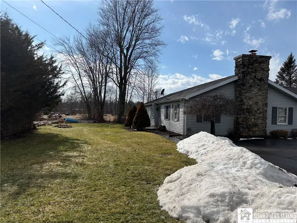 $249,000 | 2323 West Lake Road, Busti, NY 14710
