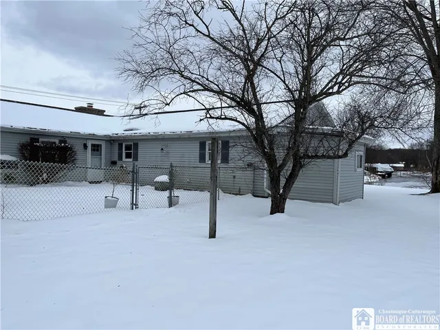 $289,000 | 2323 West Lake Road, Busti, NY 14710