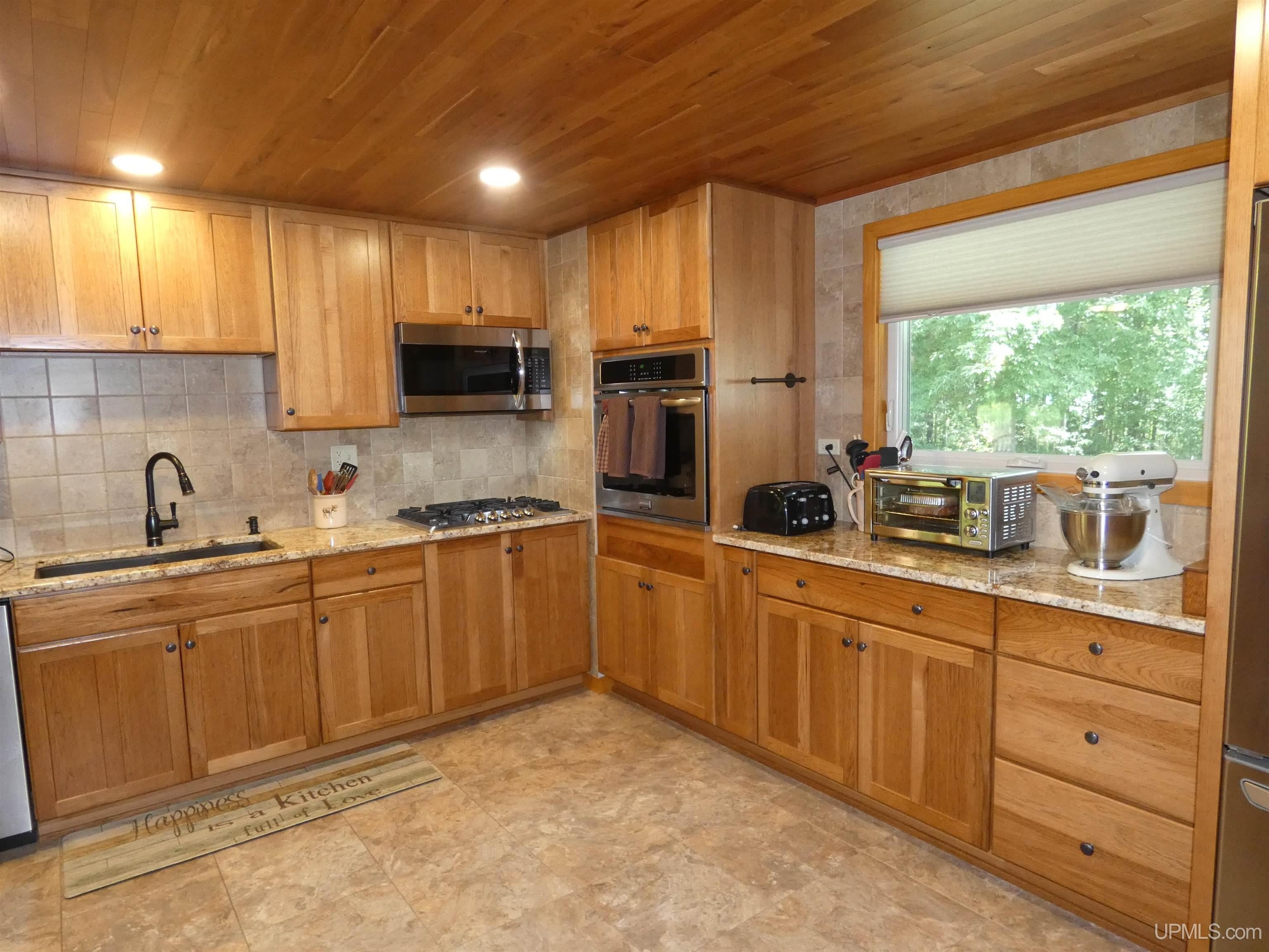 N11211 East Shore Road Bergland, MI 49910 - Photo 32 of 65 Gallery Image 32