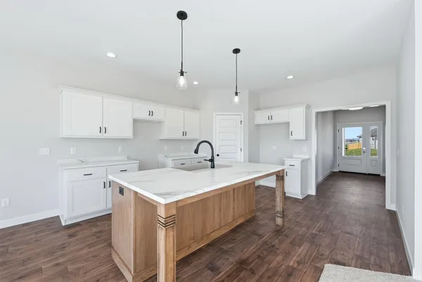 $334,900 | 988 Arthur Heights Drive, Fort Wayne, IN 46818