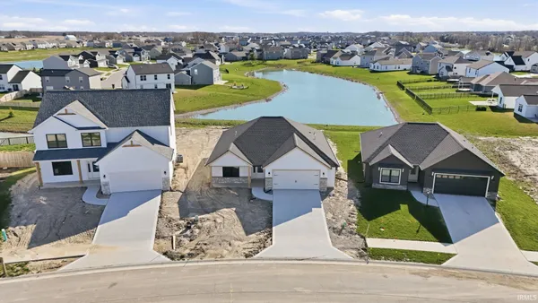 $334,900 | 988 Arthur Heights Drive, Fort Wayne, IN 46818