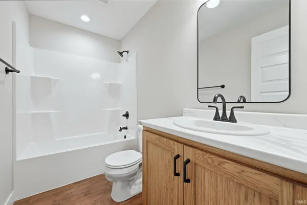 $334,900 | 988 Arthur Heights Drive, Fort Wayne, IN 46818
