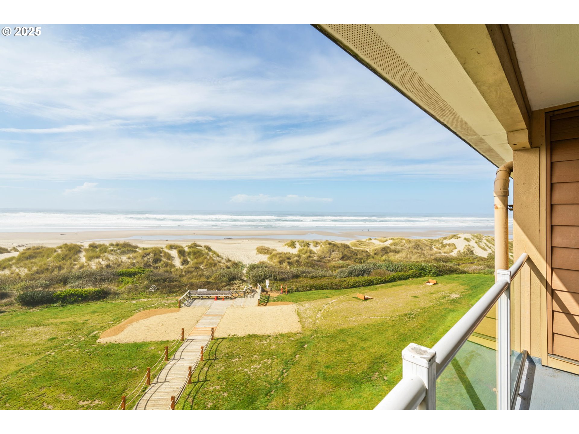 88416 1st Avenue, Unit 404 Florence, OR 97439 - Photo 14 of 35