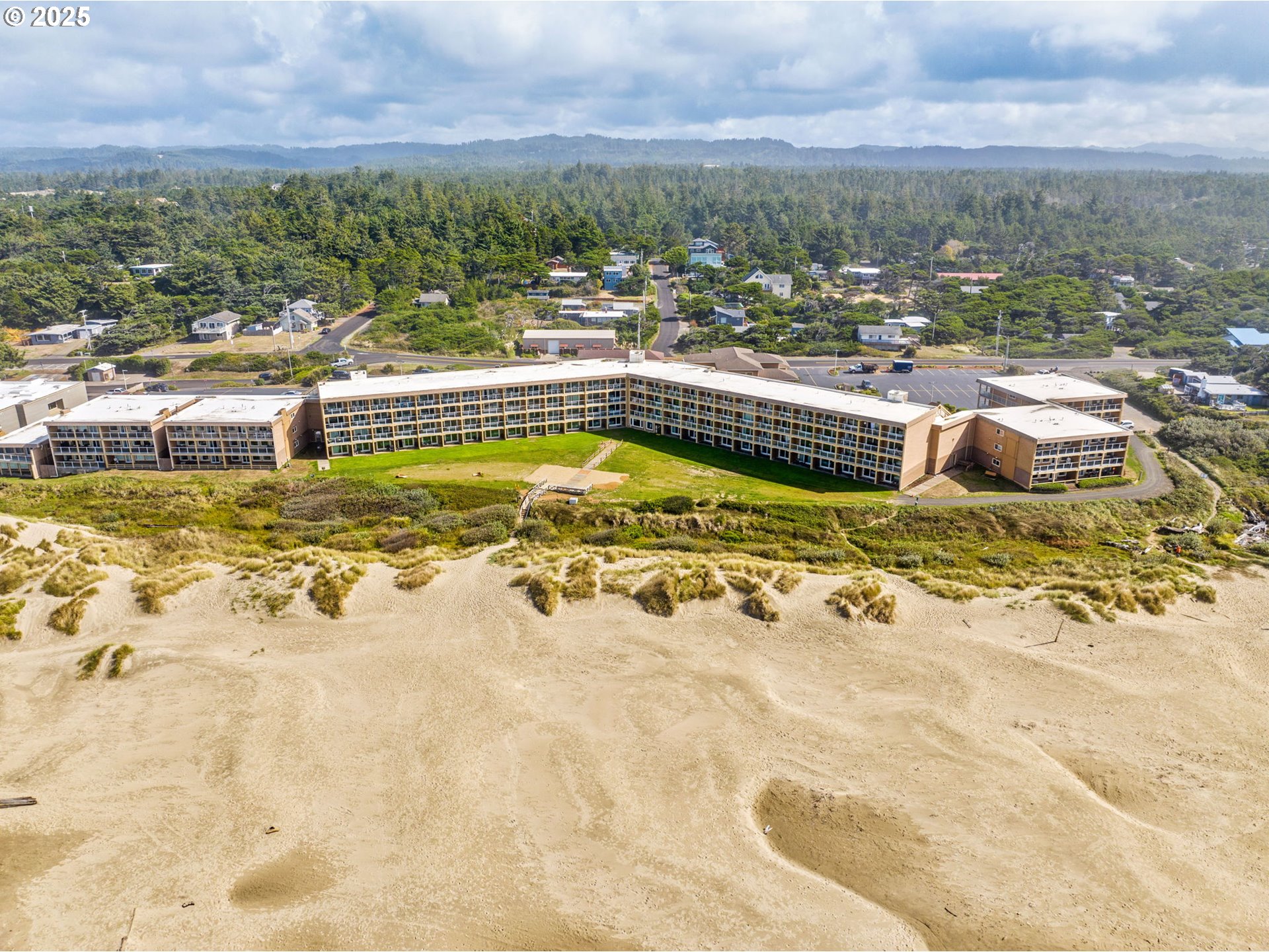 88416 1st Avenue, Unit 404 Florence, OR 97439 - Photo 18 of 35