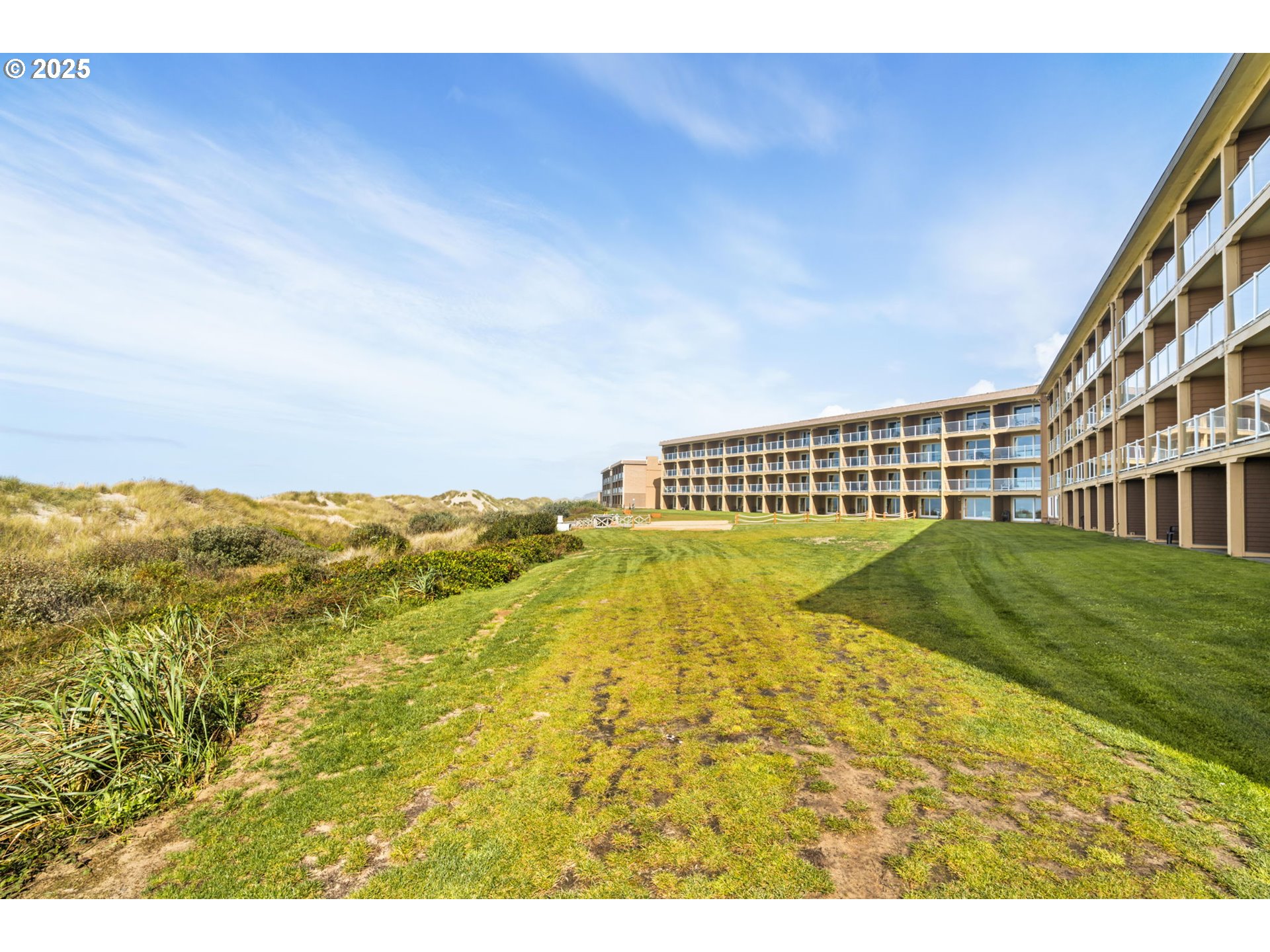 88416 1st Avenue, Unit 404 Florence, OR 97439 - Photo 30 of 35
