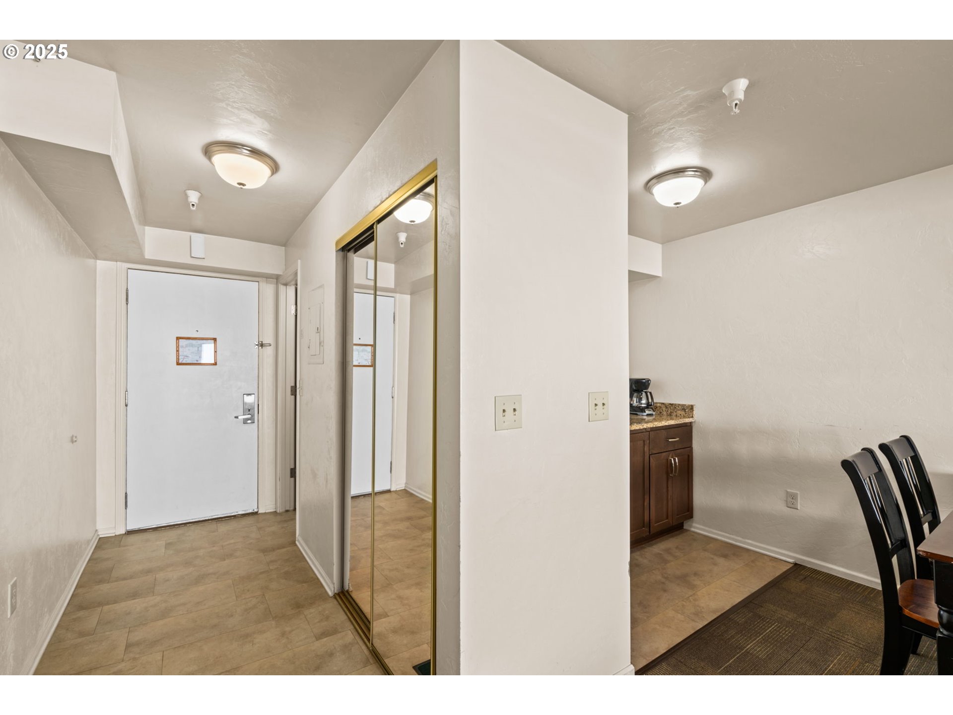 88416 1st Avenue, Unit 404 Florence, OR 97439 - Photo 10 of 35