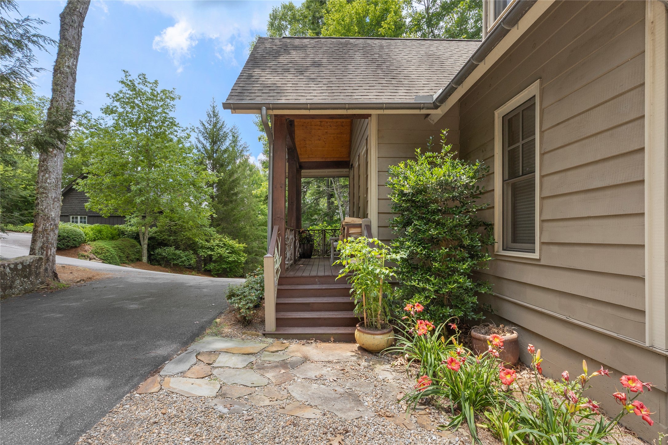 394 Rendezvous Ridge Cashiers, NC 28717 - Photo 11 of 100 Gallery Image 11