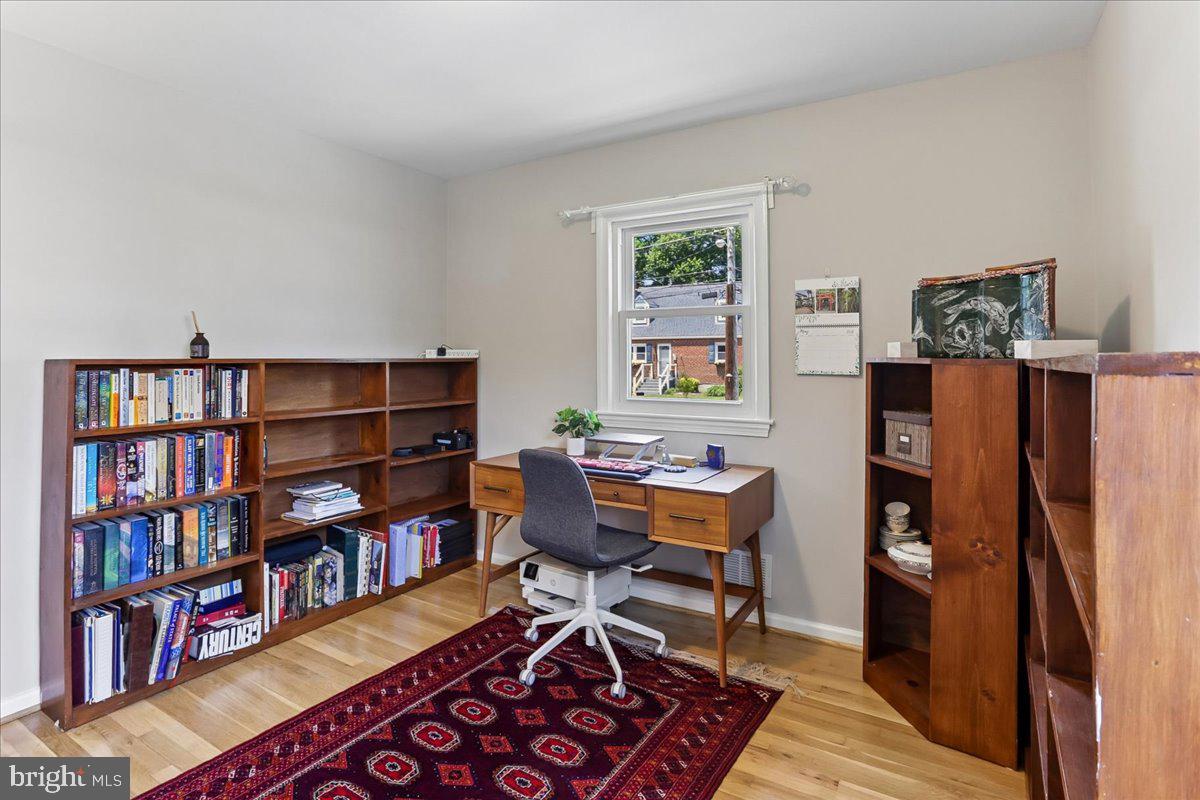 1504 Crest Road Silver Spring, MD 20902 - Photo 20 of 52