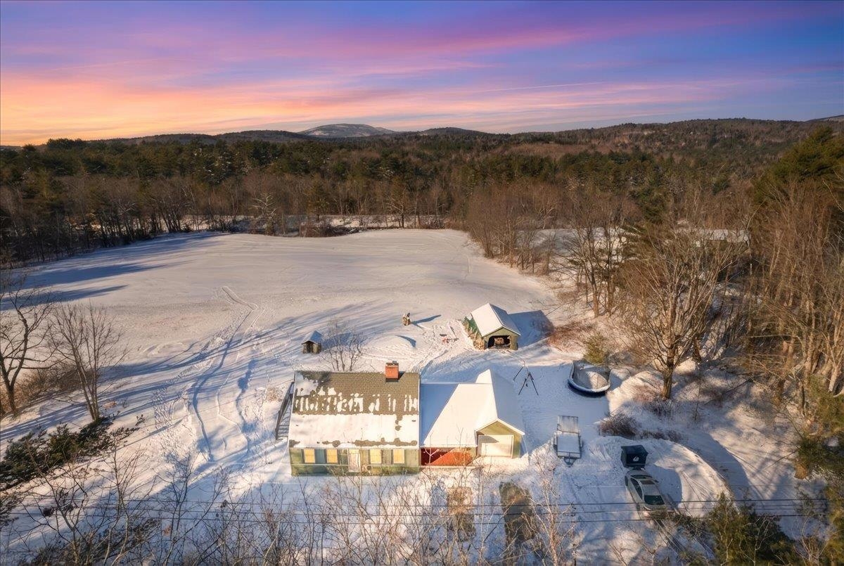 881 Franklin Highway Andover, NH 03216 - Photo 2 of 39