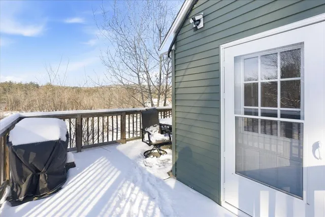 $394,900 | 881 Franklin Highway, Andover, NH 03216