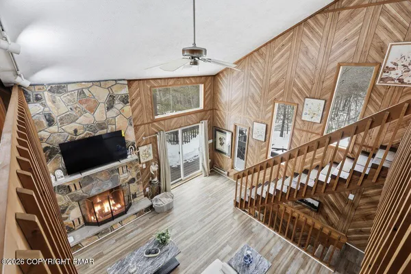 $369,000 | 176 Manchester Drive, Bushkill, PA 18324