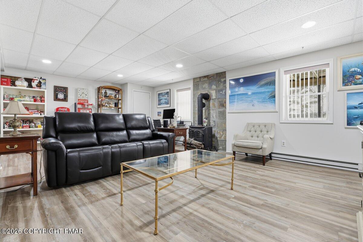 176 Manchester Drive Bushkill, PA 18324 - Photo 47 of 68 1000048635