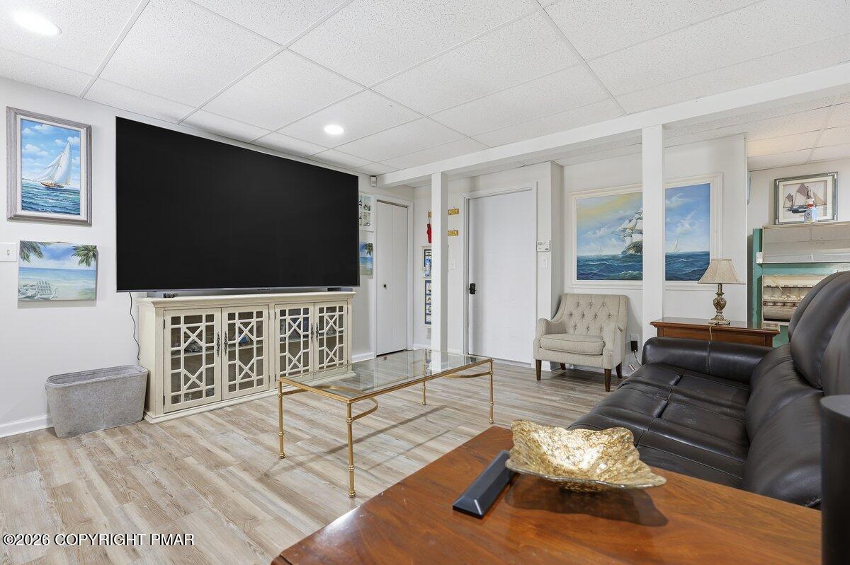 176 Manchester Drive Bushkill, PA 18324 - Photo 48 of 68 1000048636