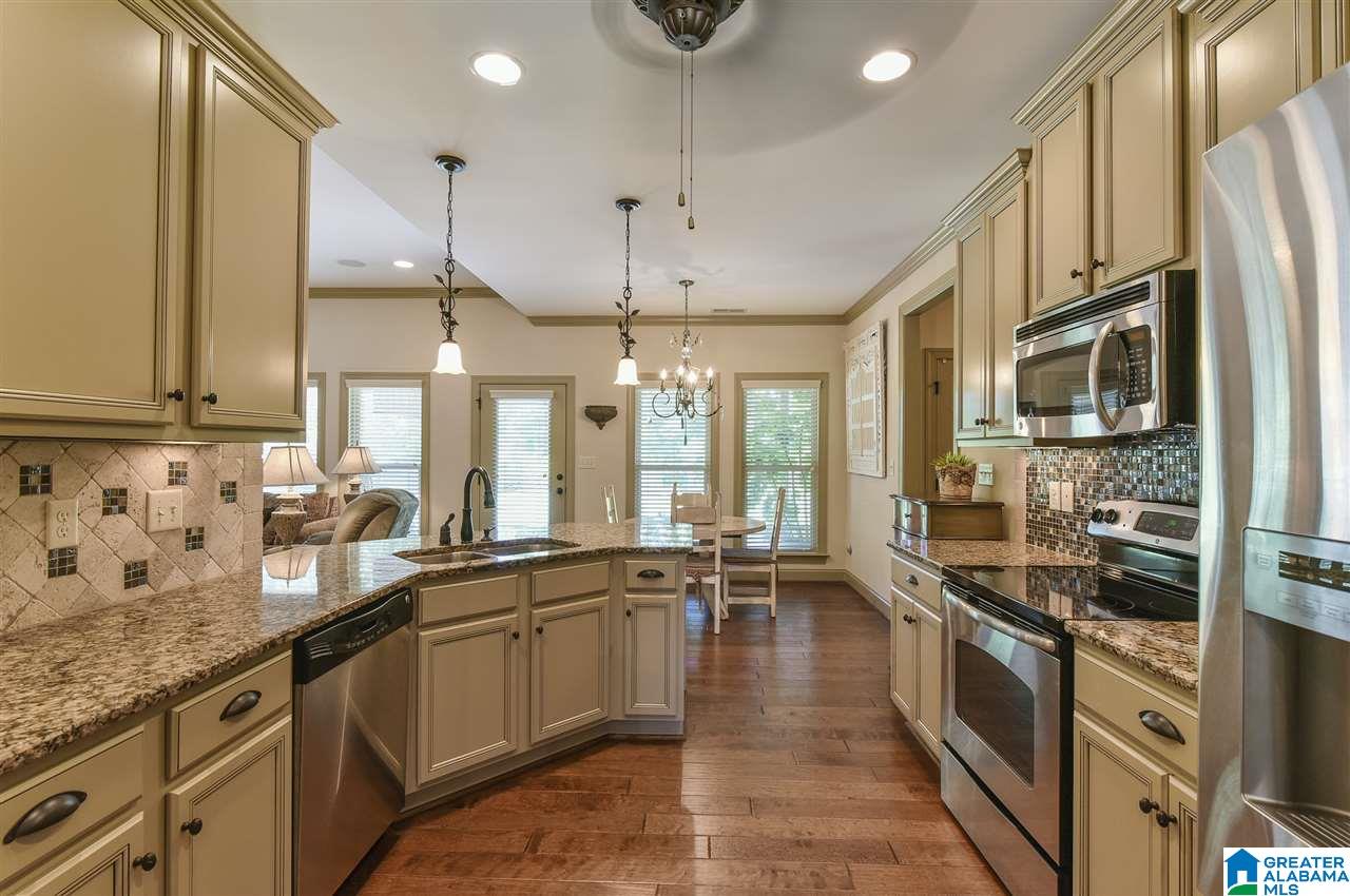 204 Dunrobin Cove Pelham, AL 35124 - Photo 6 of 49
