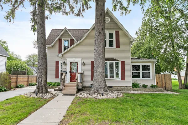 $341,000 | 215 Evans Avenue, DeKalb, IL 60115