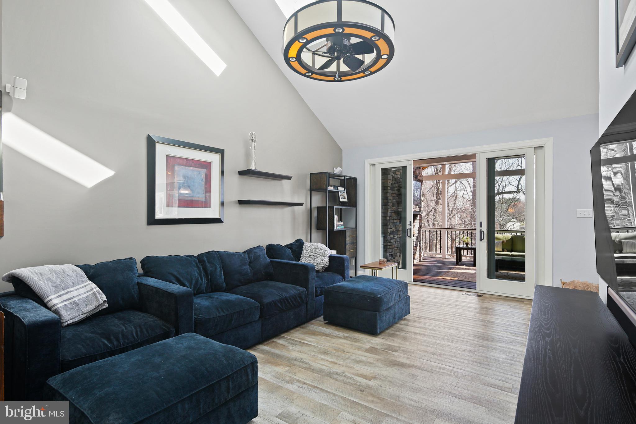 10033 Inkpen Place Ellicott City, MD 21042 - Photo 18 of 47 Family Room