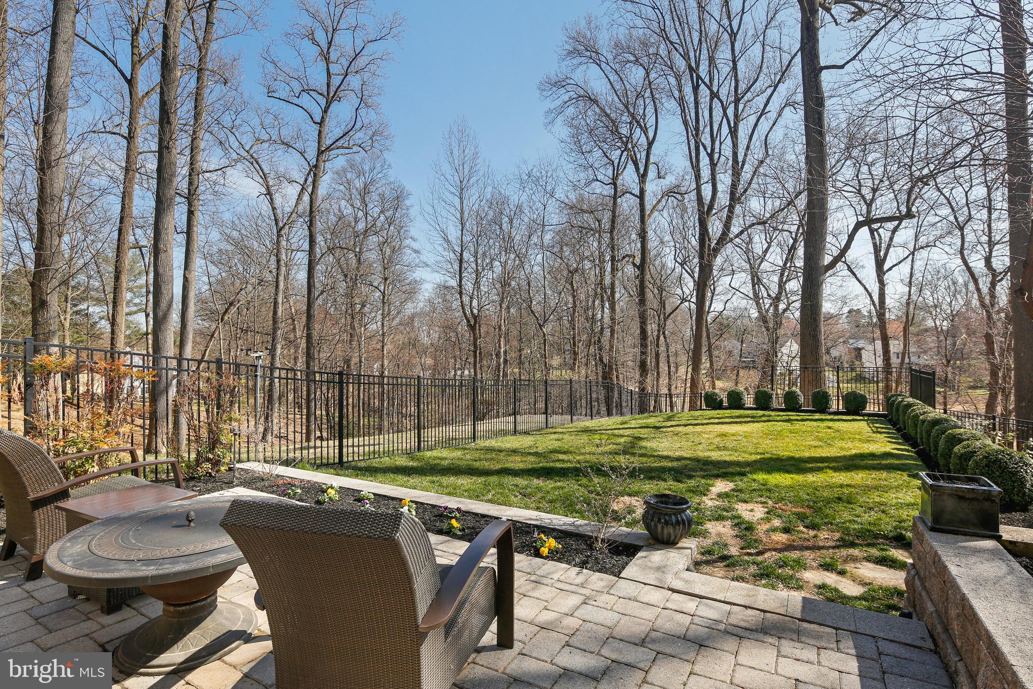 10033 Inkpen Place Ellicott City, MD 21042 - Photo 37 of 47 Fenced in Rear Yard