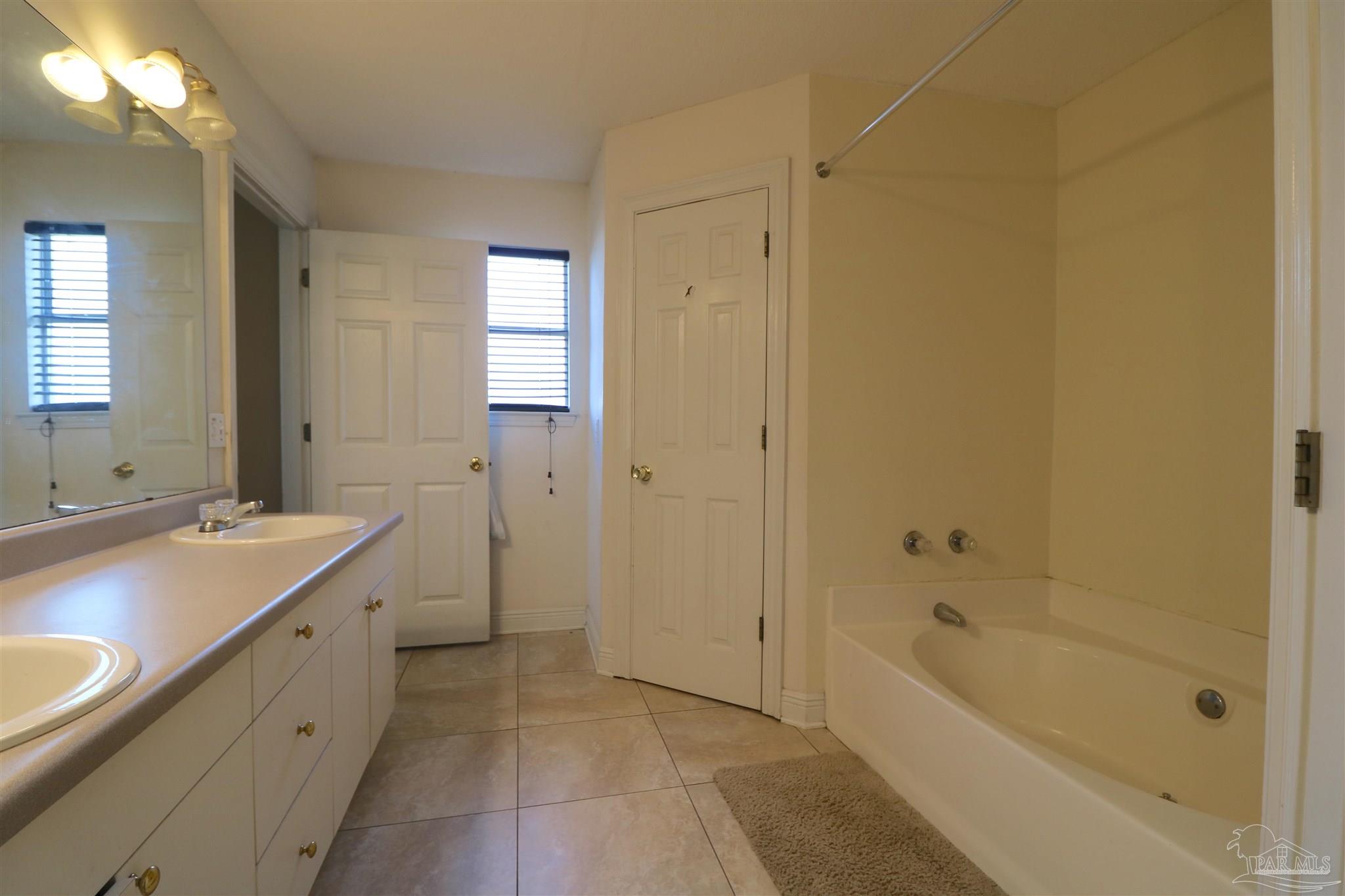 3068 Red Fern Road Cantonment, FL 32533 - Photo 17 of 34