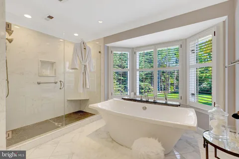 $2,190,000 | 10114 Nedra Drive, Great Falls, VA 22066