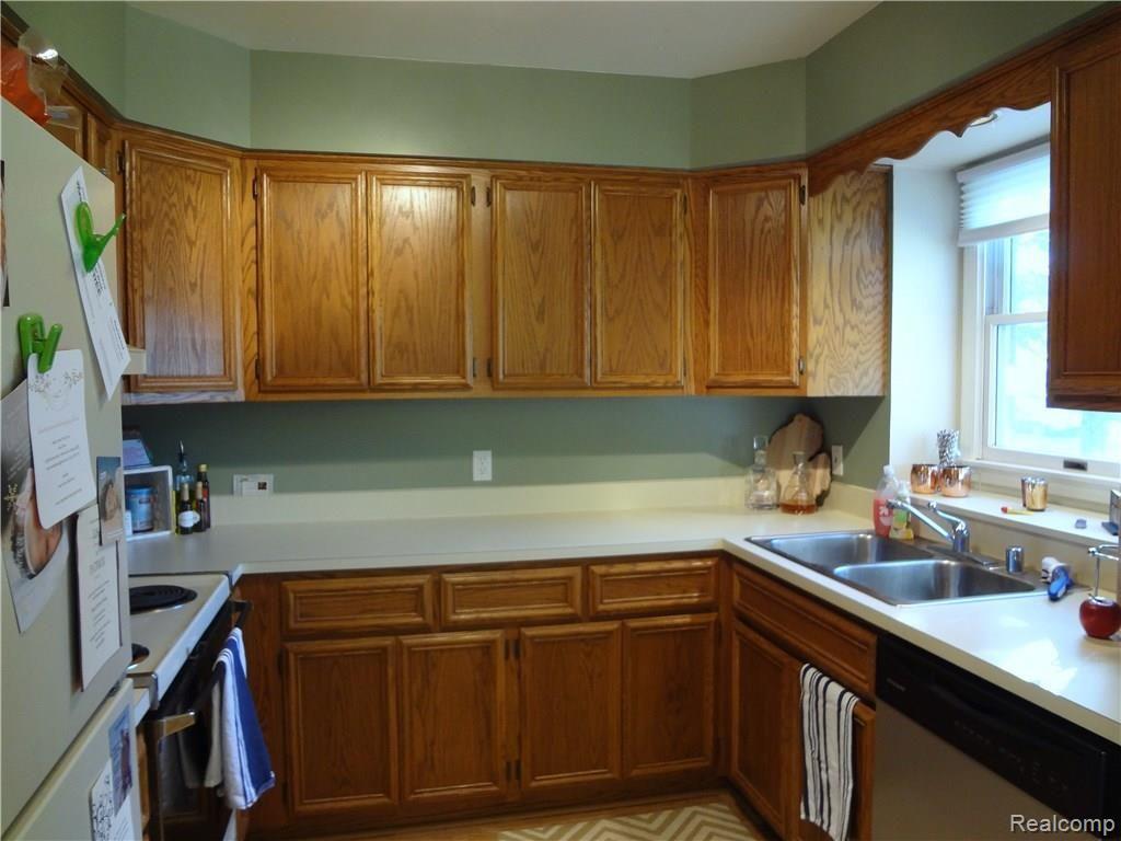 4408 Rochester Road, Unit 3 Royal Oak, MI 48073 - Photo 8 of 16