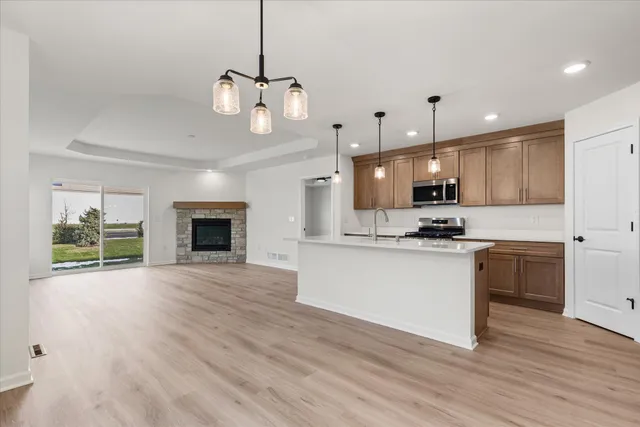 $399,900 | 504 Hunter Oaks Boulevard, Unit 1001, Watertown, WI 53094