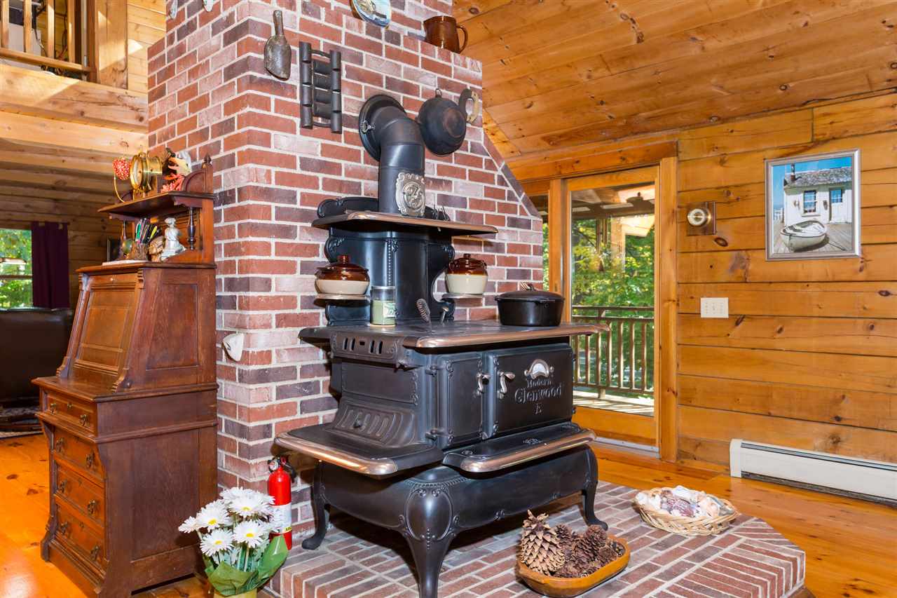 181 Brave Boat Harbor Road Kittery, ME 03905 - Photo 18 of 32 Gallery Image 18