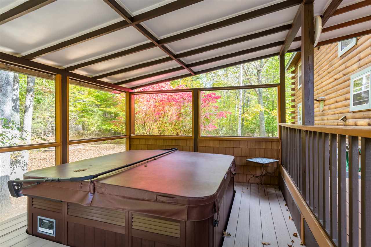 181 Brave Boat Harbor Road Kittery, ME 03905 - Photo 8 of 32 Gallery Image 8