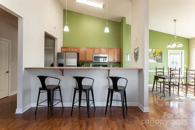 $449,000 | 32 White Fox Drive, Fletcher, NC 28732