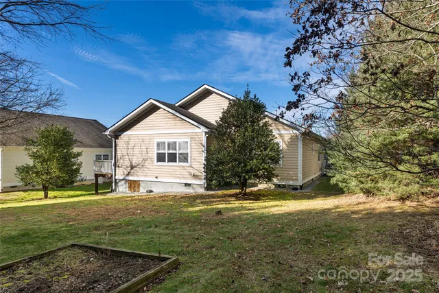 $449,000 | 32 White Fox Drive, Fletcher, NC 28732