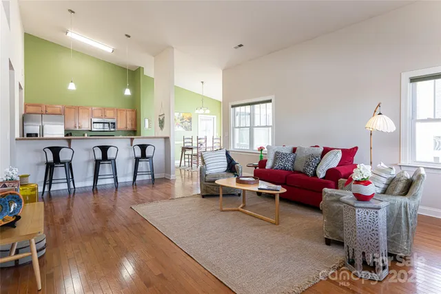 $449,000 | 32 White Fox Drive, Fletcher, NC 28732