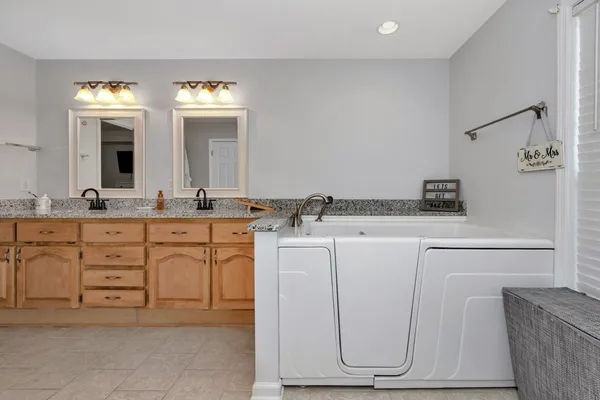 $395,000 | 1803 Nella Drive, Athens, AL 35611