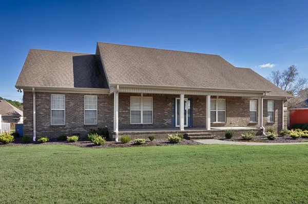 $395,000 | 1803 Nella Drive, Athens, AL 35611