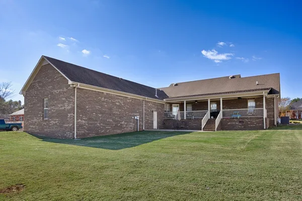 $395,000 | 1803 Nella Drive, Athens, AL 35611