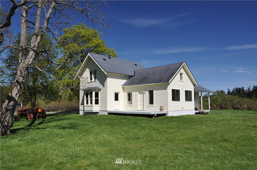 1821 Ferry Road Lopez Island, WA 98261 - Photo 4 of 17