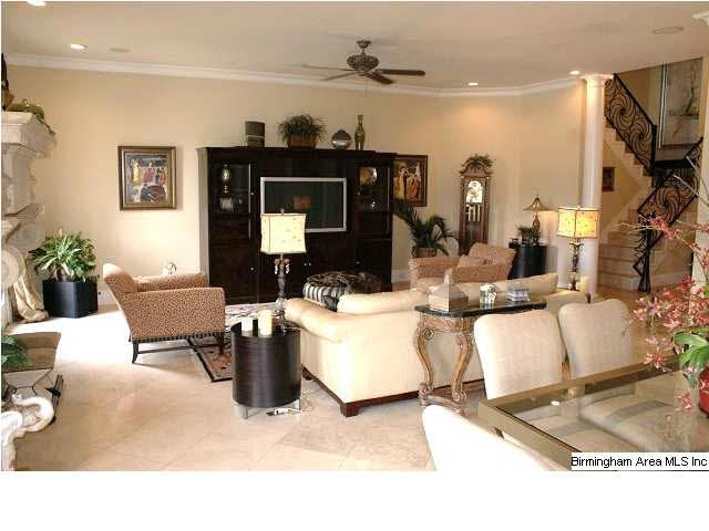 108 Kilberry Way Pelham, AL 35124 - Photo 4 of 32