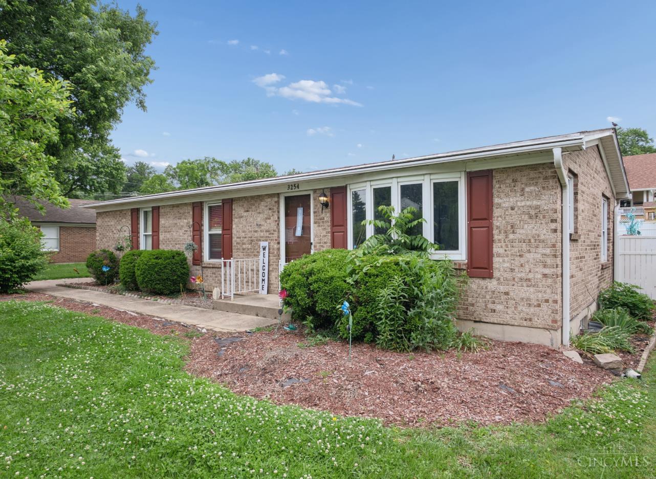 3254 Banning Road Cincinnati, OH 45239 - Photo 1 of 25