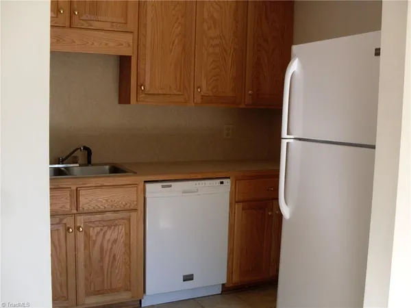 1002 Statesville Road, North Wilkesboro, NC 28659