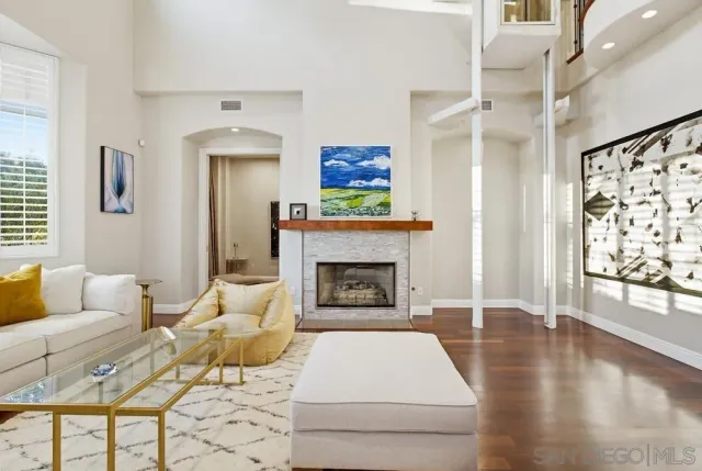 $4,250,000 | 5247 Ocean Breeze Court, San Diego, CA 92109