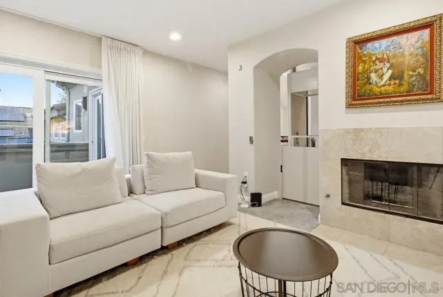 $4,250,000 | 5247 Ocean Breeze Court, San Diego, CA 92109