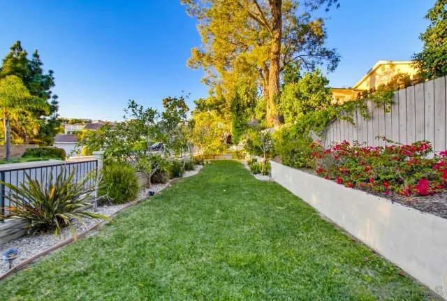 $4,250,000 | 5247 Ocean Breeze Court, San Diego, CA 92109